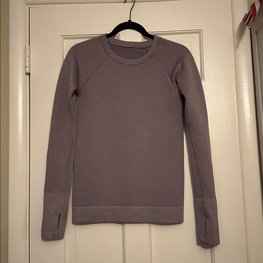 LULULEMON sweater